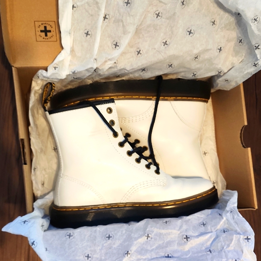 Dr Martens Zavala Boots
